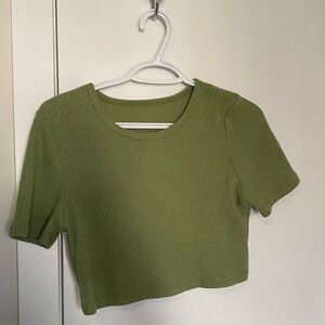 SHEIN Olive Green Ribbed Short Sleeve Crop Top